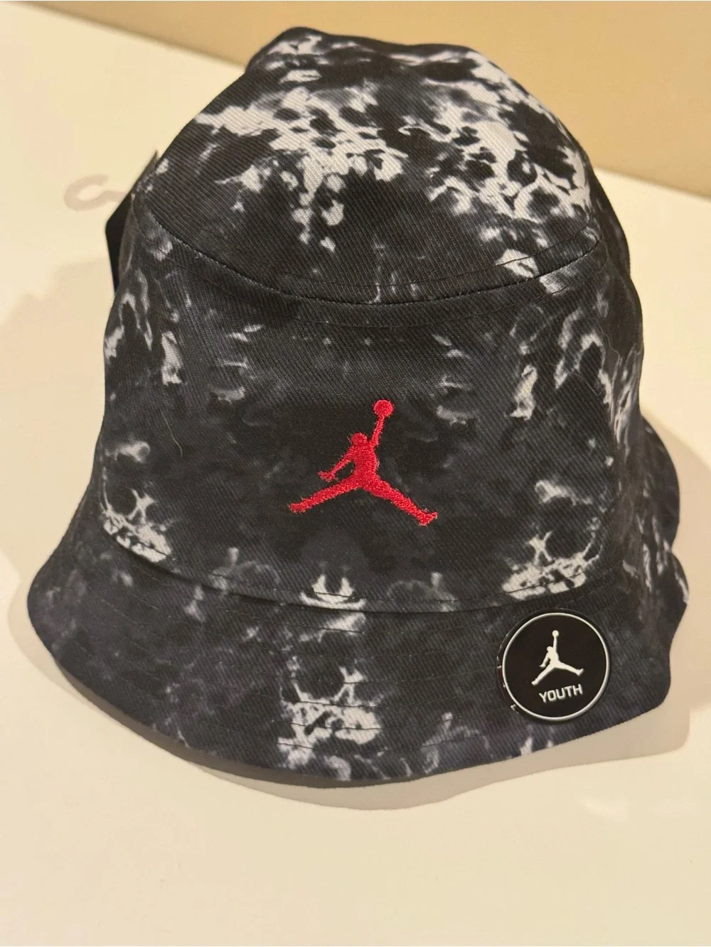 NWT Nike Jordan Jumpman Boys Black & White Tie-Dye Bucket Hat Size 8/20 Youth